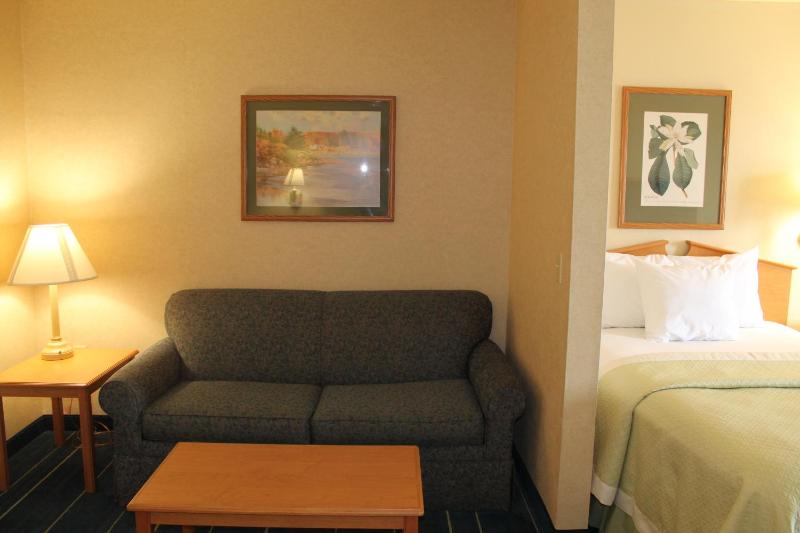 Studio Suite with Two Double Beds - Smoking image 2