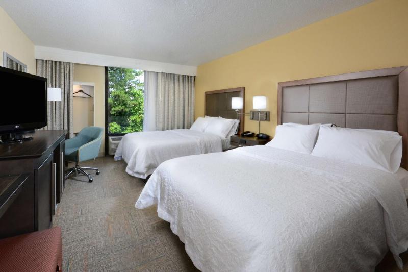 Room with Two Queen Beds - Non-Smoking image 1