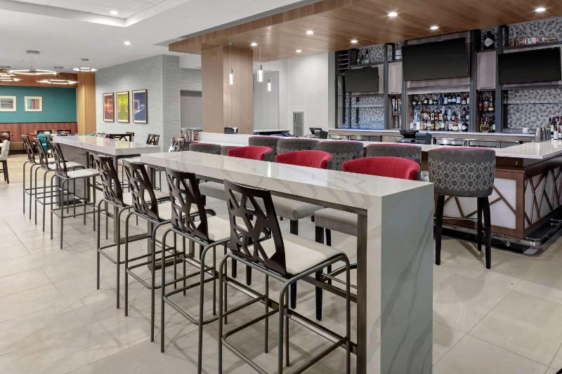 Hilton Garden Inn Colorado Springs Downtown - image 32