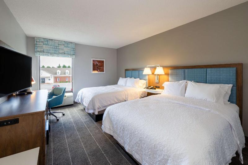 Double Room with Two Double Beds - Non-Smoking image 4