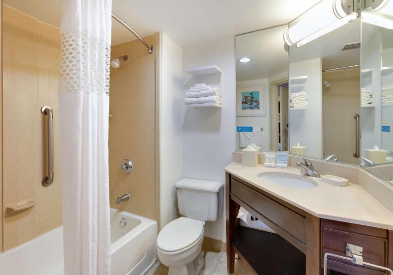 King Room with King Bed - Non-Smoking image 2