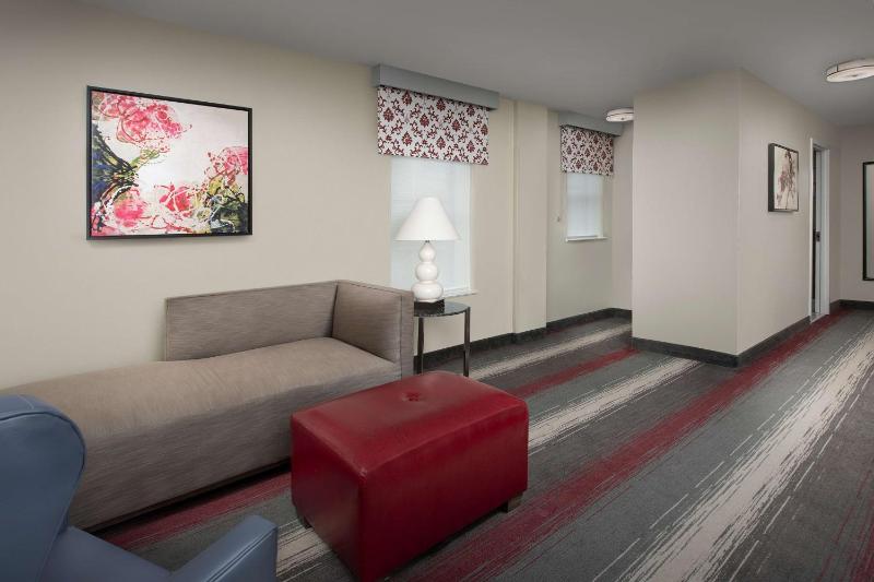 West End Washington DC Tapestry Collection by Hilton - image 14