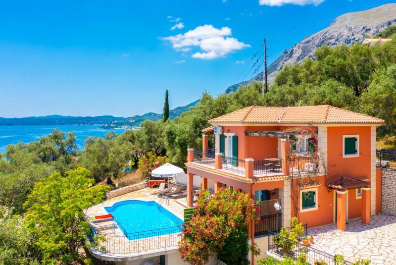  Villa with Private Pool image 1