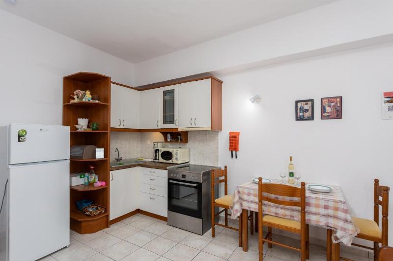 Fotini - image 6