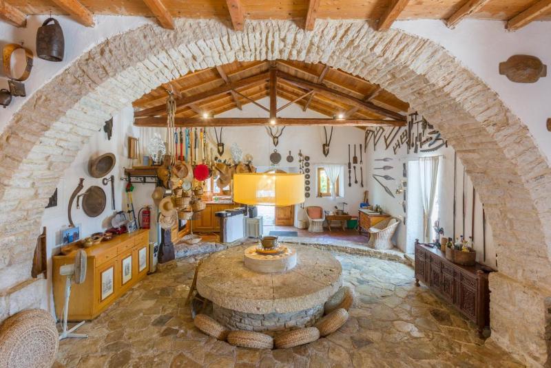 The Olive Press Agni Bay - image 26