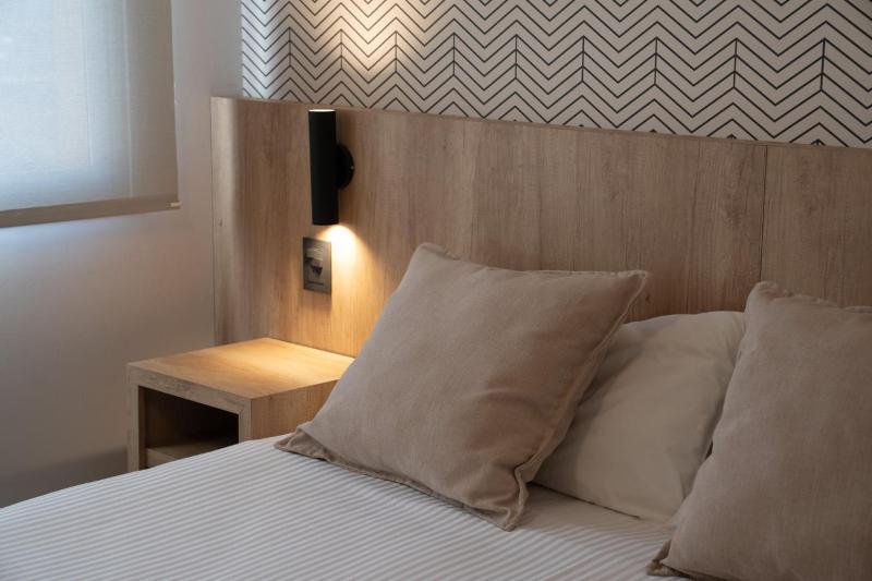 Urbana Class Hotel - image 14