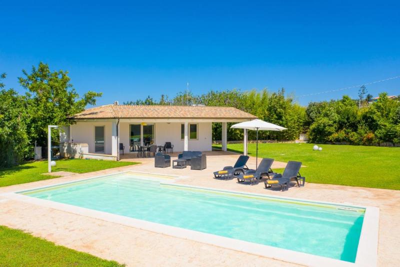  Villa with Private Pool image 1