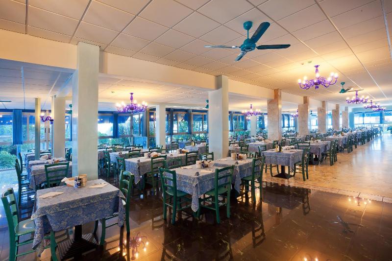 Hotel Playa e Mare Nostrum - image 13