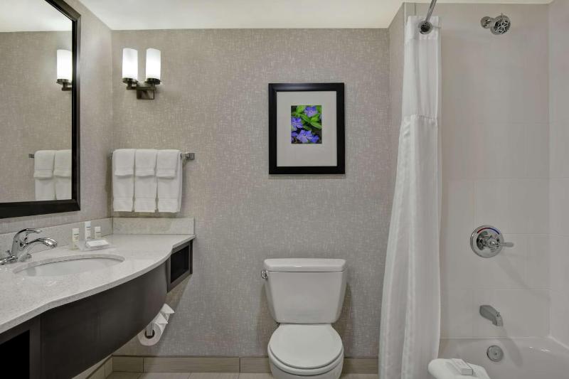 King Room image 2