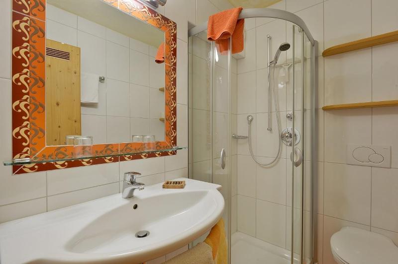 Double Room image 2