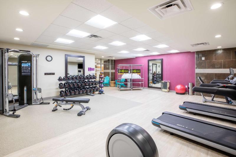 Home2 Suites by Hilton Houston IAH Airport Beltway 8 - image 11