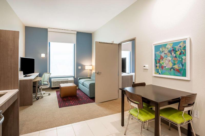 Home2 Suites by Hilton Houston IAH Airport Beltway 8 - image 21