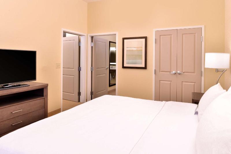 King Suite - Mobility Access/Non-Smoking image 4