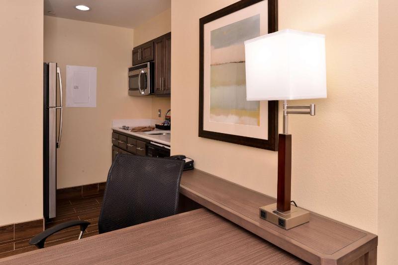 King Studio Suite - Non-Smoking image 4