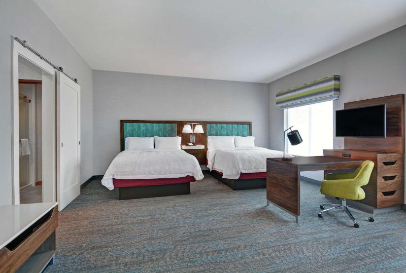 Queen Studio Suite with Two Queen Beds - Non-Smoking image 1