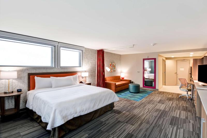 King Studio Suite - Non-Smoking image 4