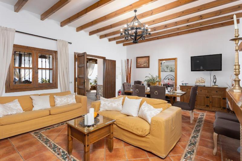 Villa Flores - image 33