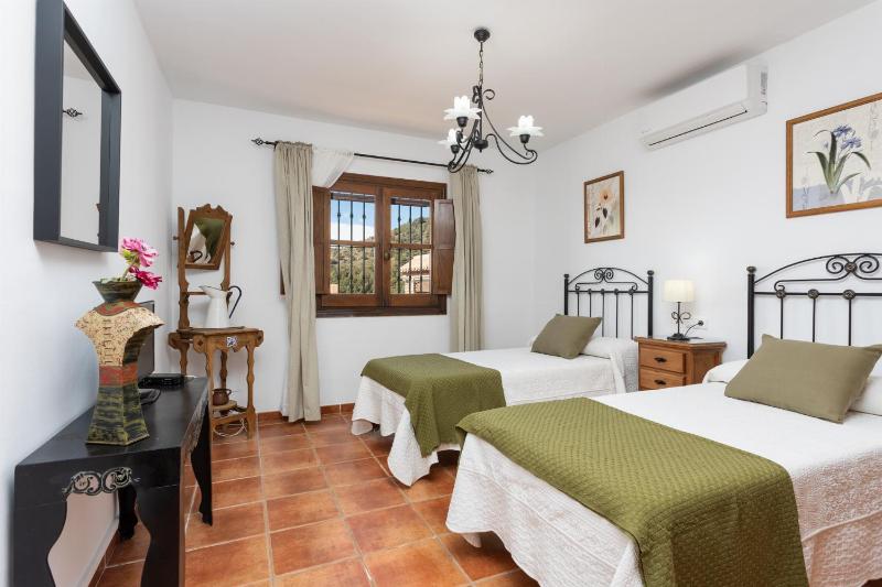 Villa Flores - image 25