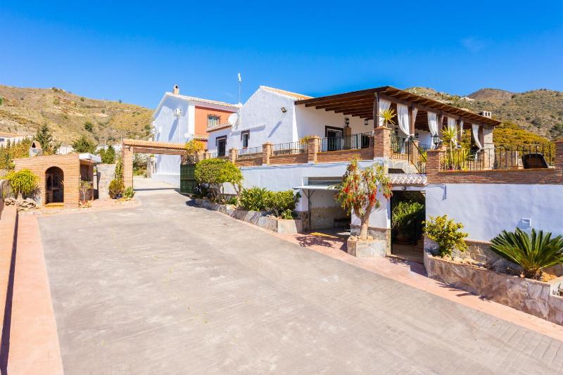 Villa Flores - image 9