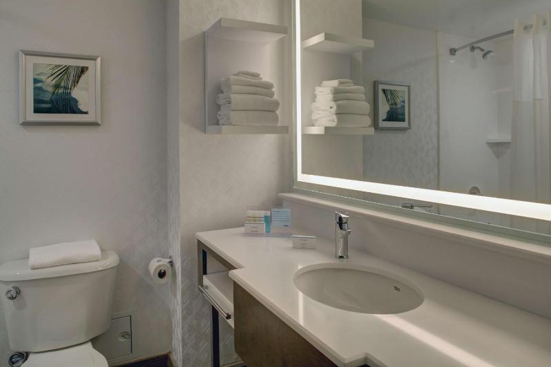 Double Suite with Kitchenette - Non-Smoking  image 2
