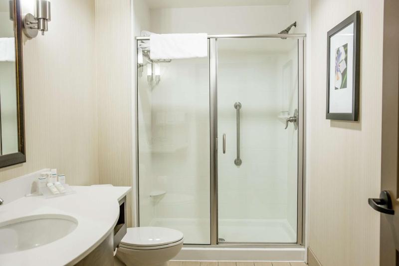 King Room image 2