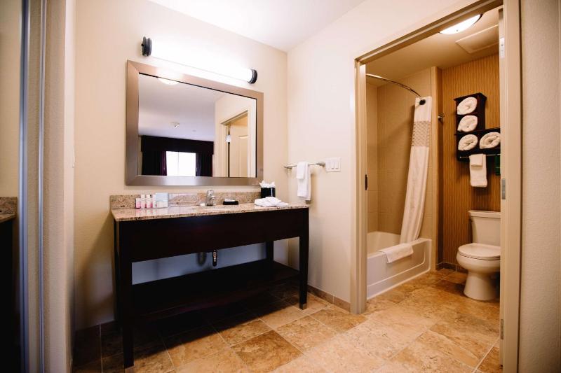 Studio Suite with Two Queen Beds image 1
