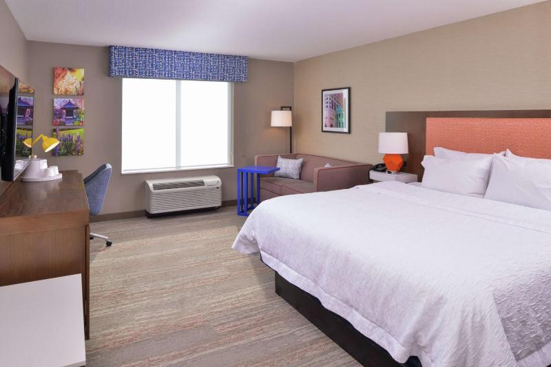 King Room - Hearing Access/Non-Smoking image 2