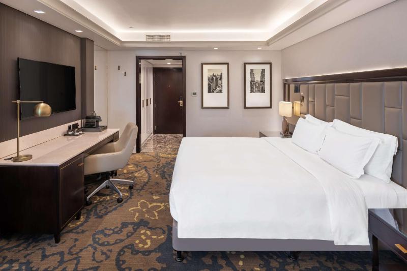 Executive Room with Balcony, Creek View and Lounge Access - 25% Discount on F&B  and SPA image 1