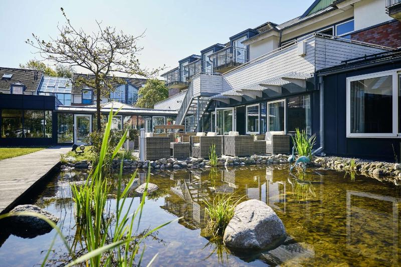 Dorint Strandresort & Spa Ostseebad Wustrow - image 3