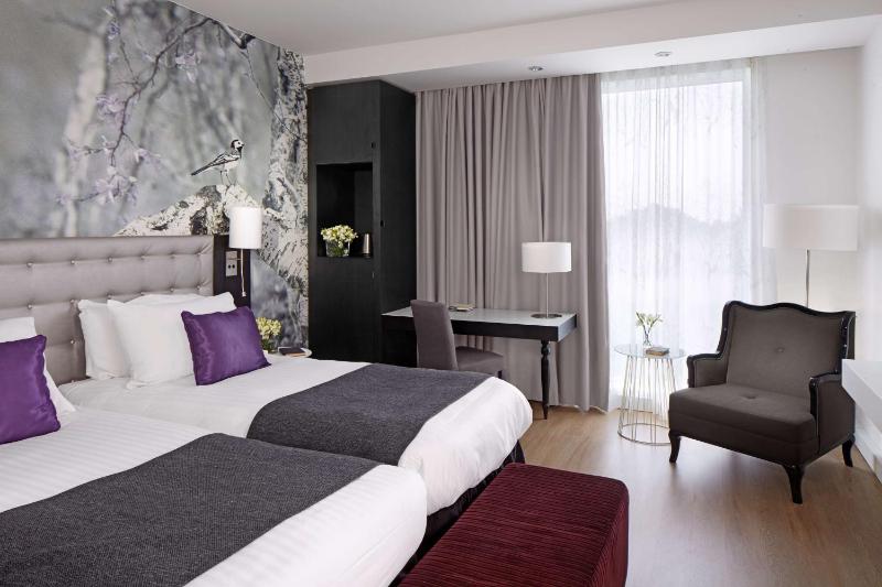 Standard Room image 4