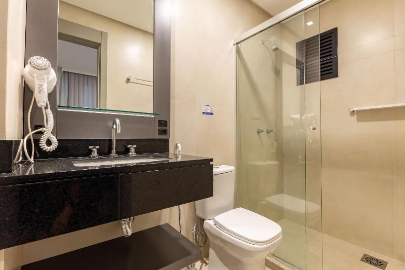 Confortável Loft Duplex em Condomínio com Piscina - image 17