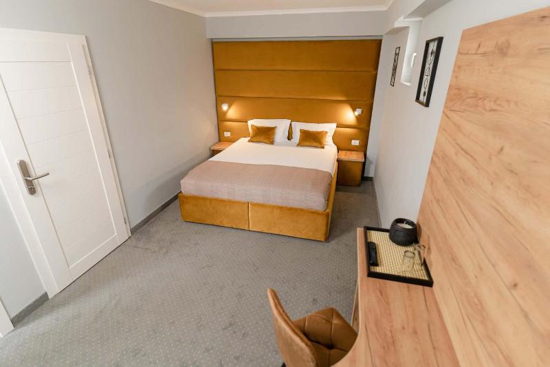 Camere de inchiriat Elisei - image 7