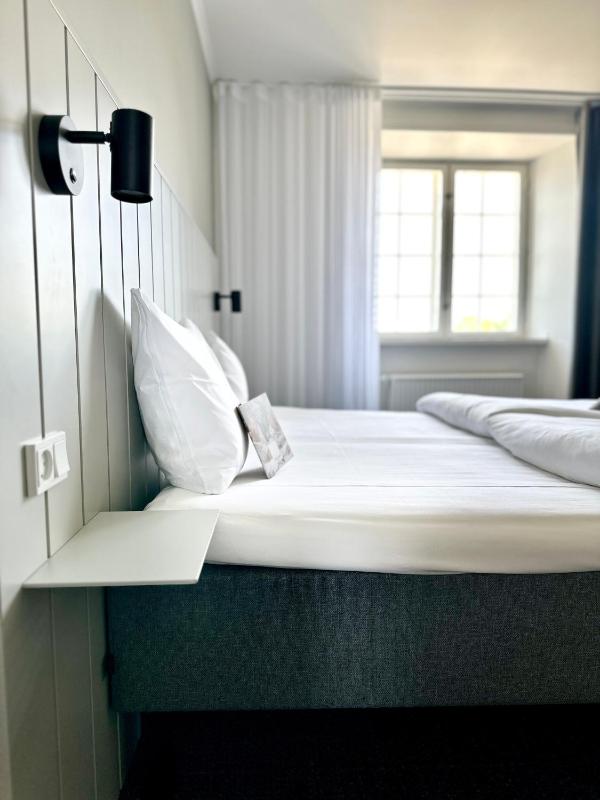 Superior Double or Twin Room image 4