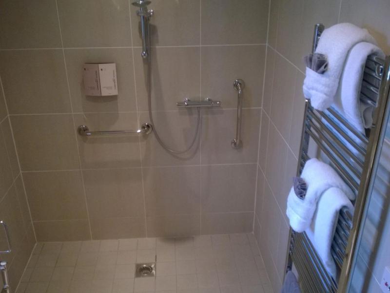 Standard Double Room image 2