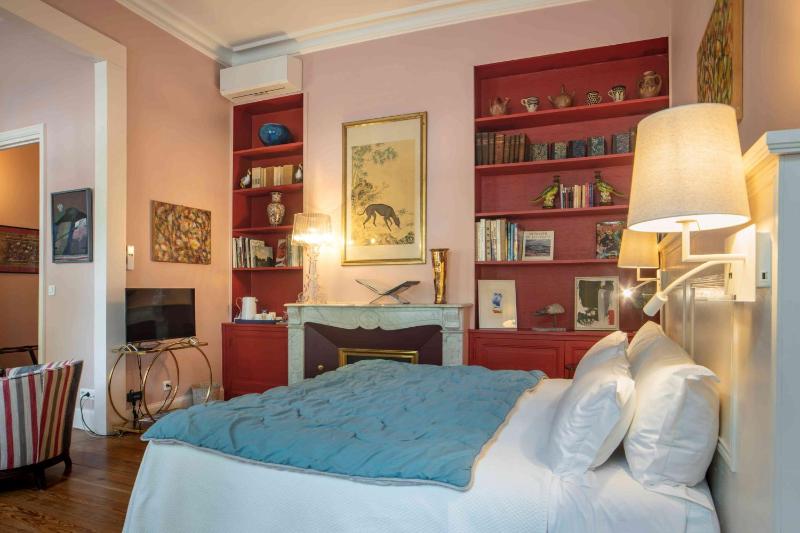 Double or Twin Suite with City View - Ground Floor image 3