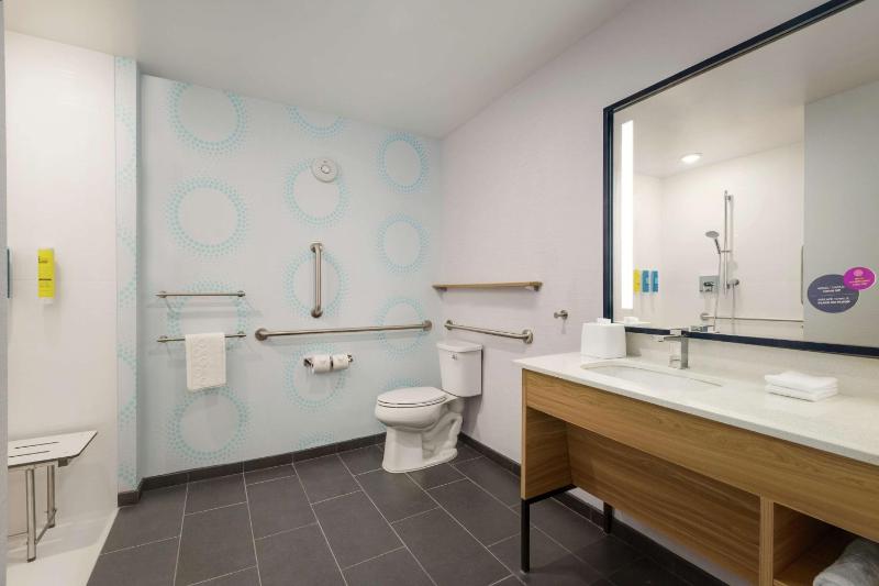 Tru by Hilton Scottsdale Salt River - image 3