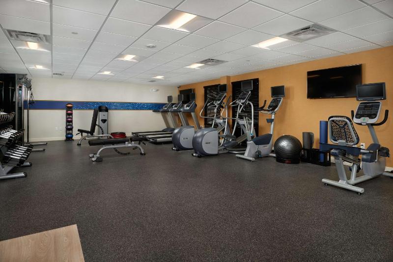 Hampton Inn & Suites by Hilton Phoenix Scottsdale Shea Blvd - image 39