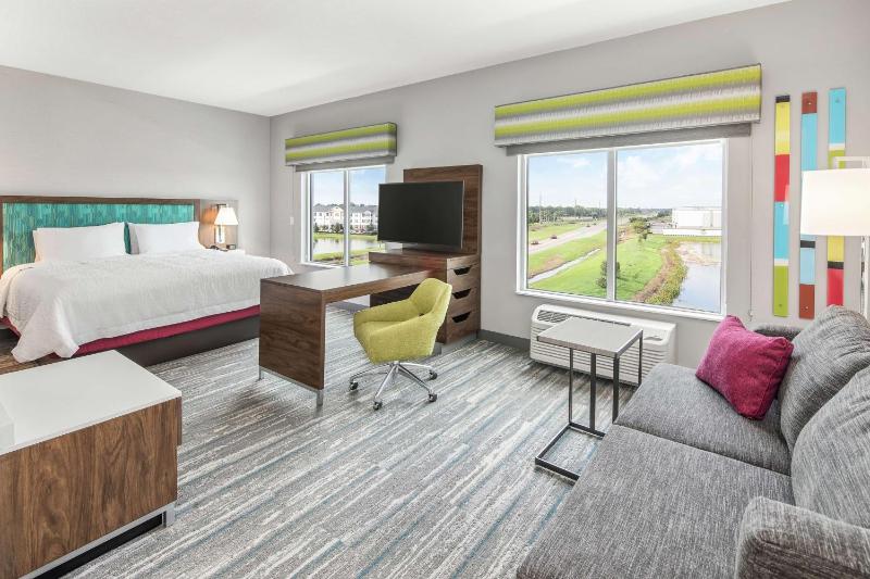 One-Bedroom King Suite - Non-Smoking image 4