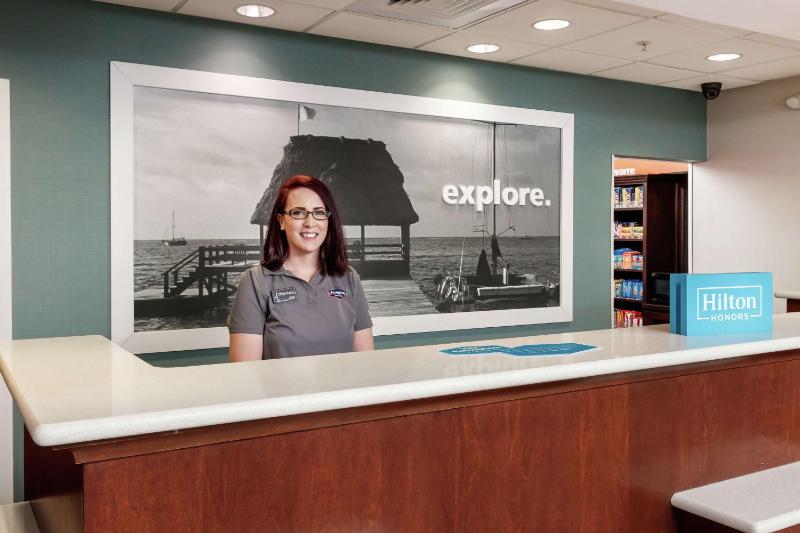 Hampton Inn & Suites Navarre - image 31