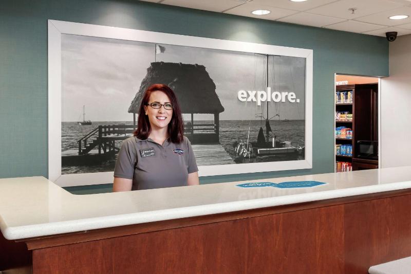 Hampton Inn & Suites Navarre - image 29