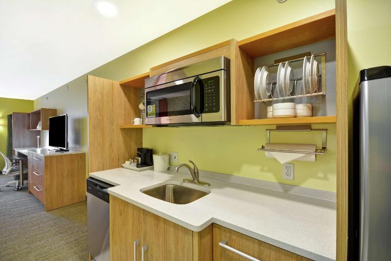 King Studio Suite - Non-Smoking image 4