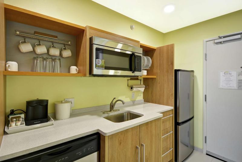 King Studio Suite - Non-Smoking image 3