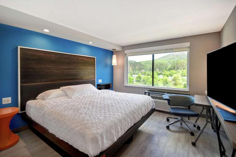 King Room image 1