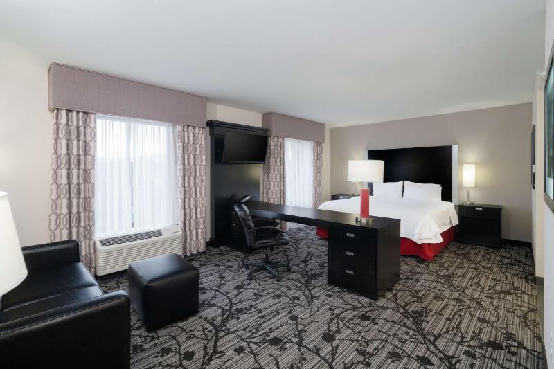 King Room image 4
