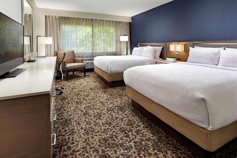 Queen Room with Two Queen Beds image 1