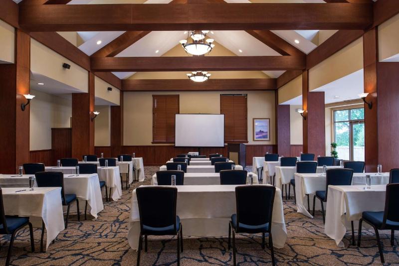 Hilton San Antonio Hill Country - image 23