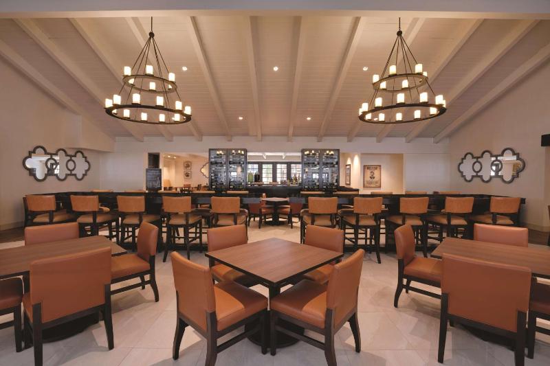 Embassy Suites by Hilton Scottsdale Resort - image 3