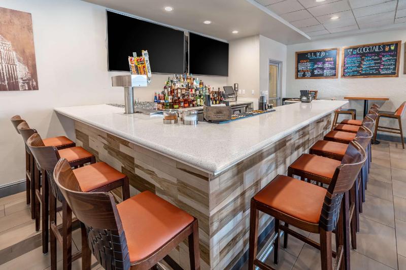 Hilton Garden Inn Scottsdale Old Town - image 37