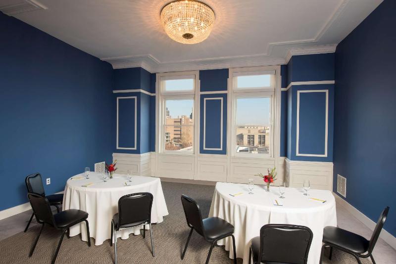 Hilton Garden Inn Louisville Downtown - image 24