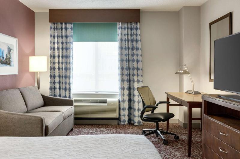Hilton Garden Inn Louisville Downtown - image 27